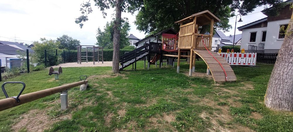 Spielplatz in Ney hg7s6
