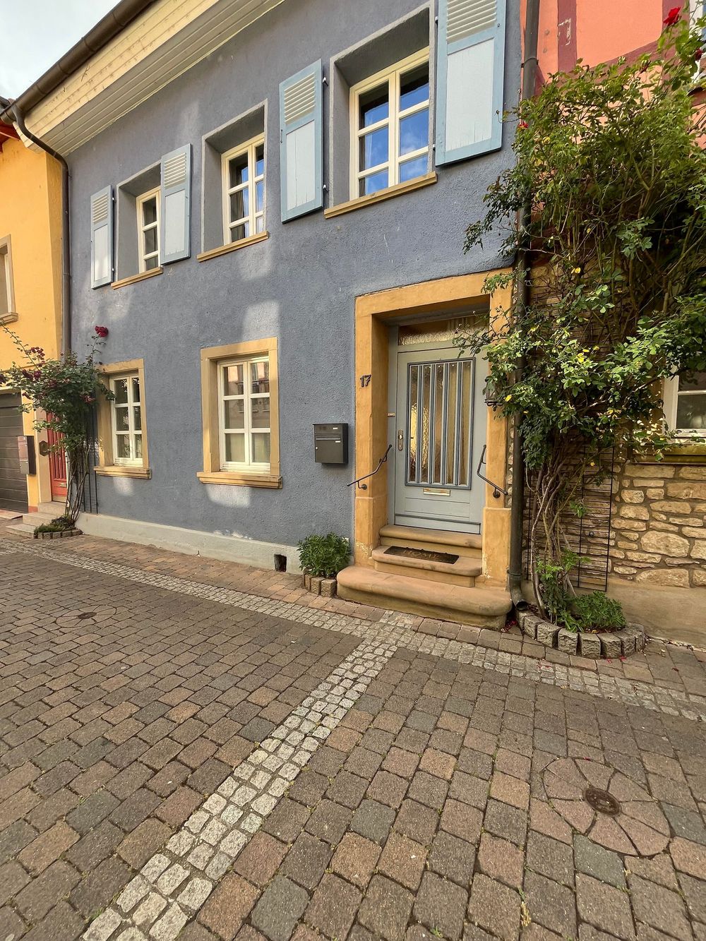 Apartment im blauen Haus ka0r7