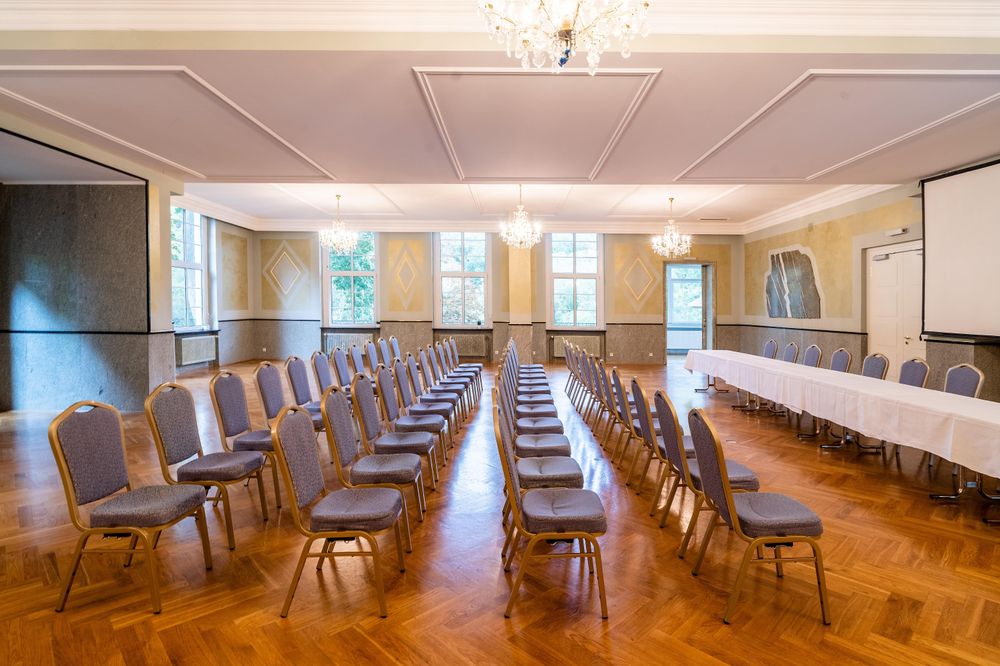 Parkhotel Kurhaus lrom8