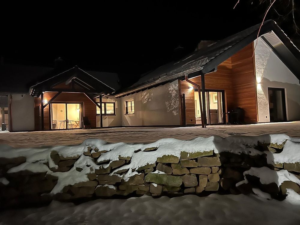Staufenberg Chalets njztq