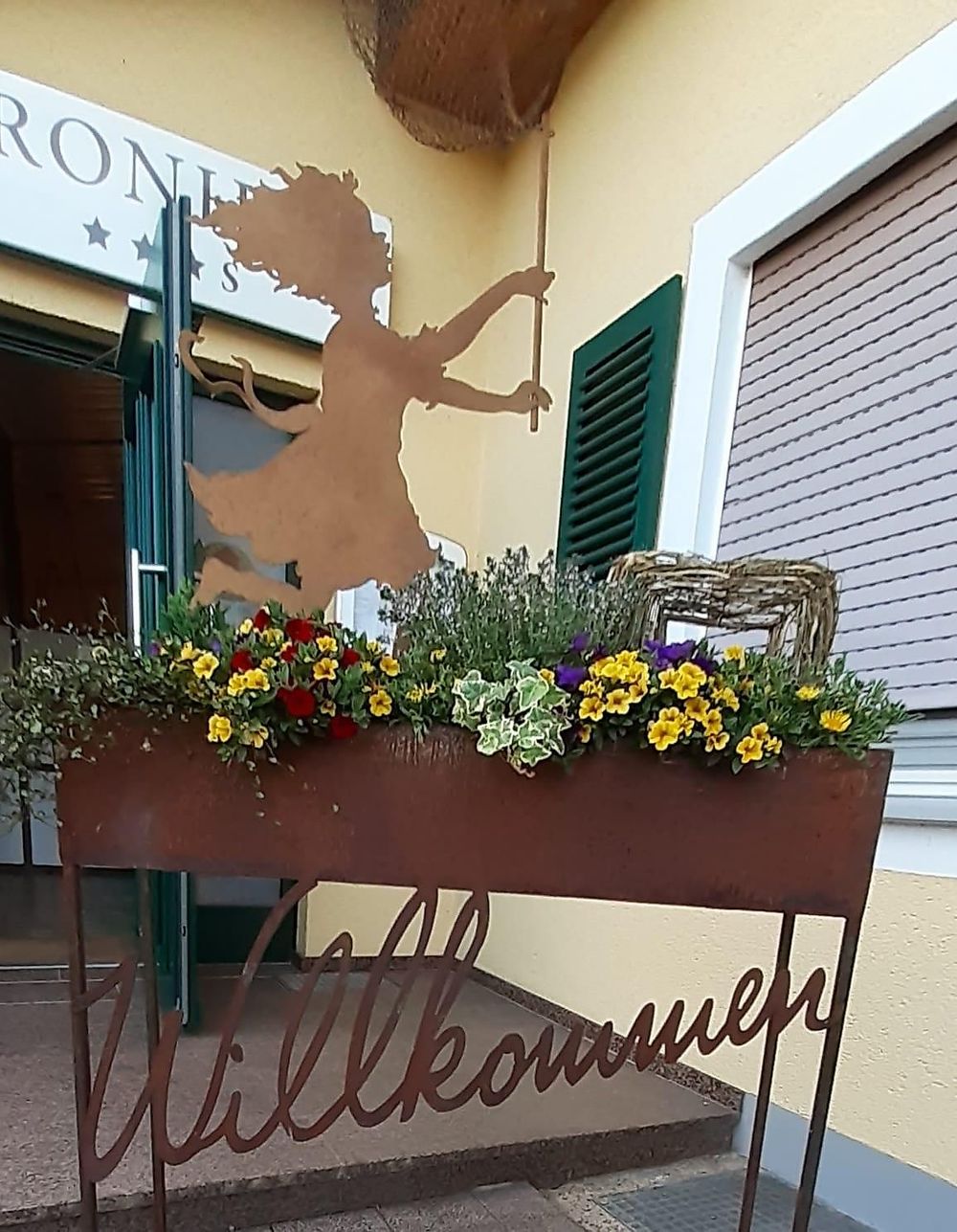 Hotel Restaurant Fronhof ze0qca