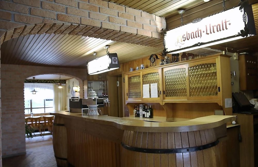 Zum Burgkeller ywnkif