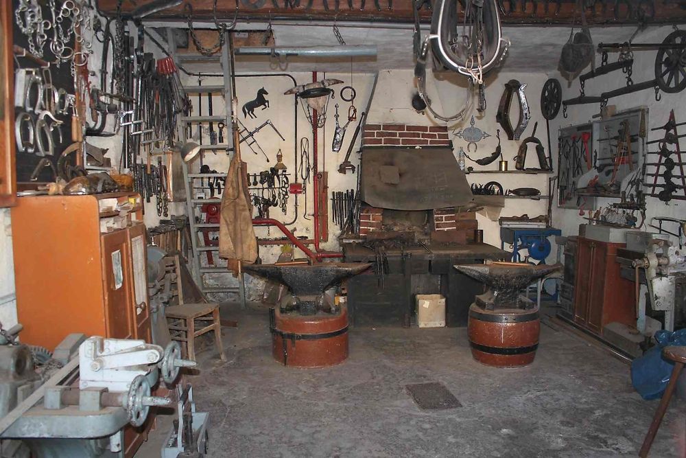 Historische Schmiede Bier yn4vlp
