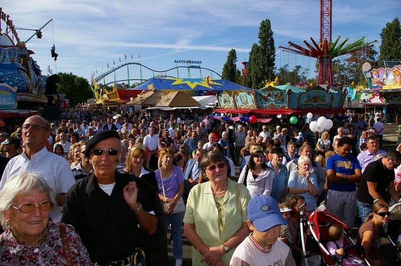 Bad Kreuznacher Jahrmarkt   eines der ältesten Volksfeste Deutschlands yfykn2