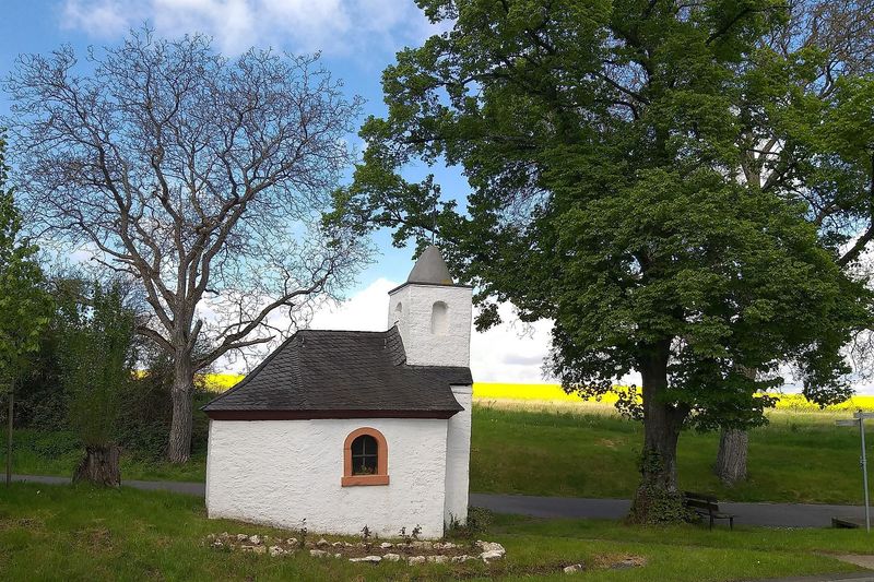pois/chapel-to-the-holy-family-7d5d