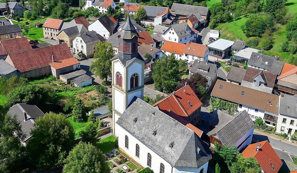 Evangelische Kirche Schweinschied z9e81p
