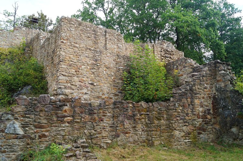 Burgruine "Pfarrköpfchen" z6mu3k
