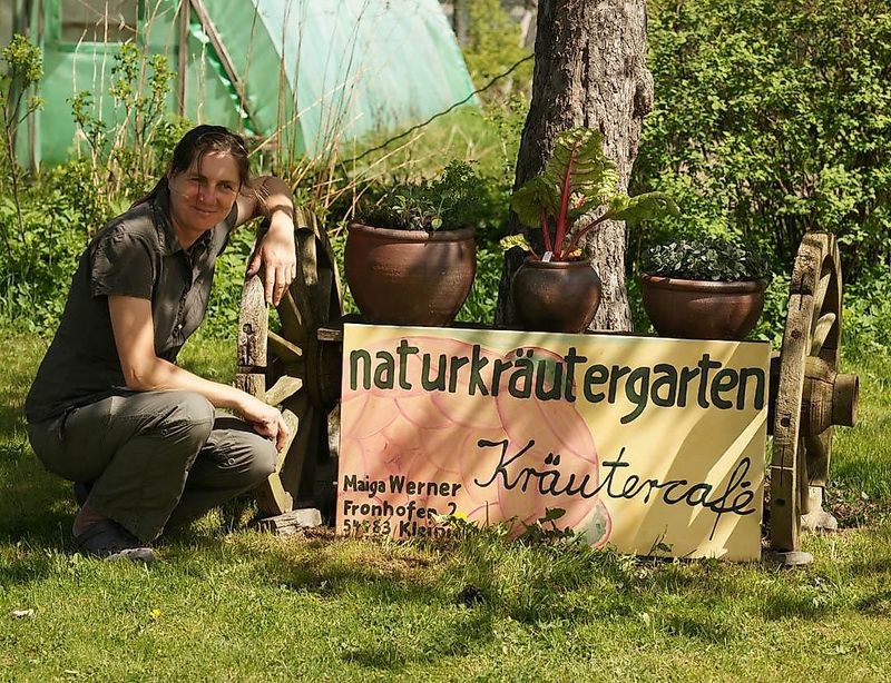 pois/herb-garden-0bff