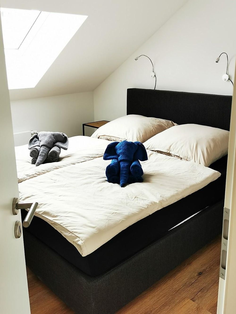 Ferienwohnung Rheinufer am Hindenburgpark xl4u5k