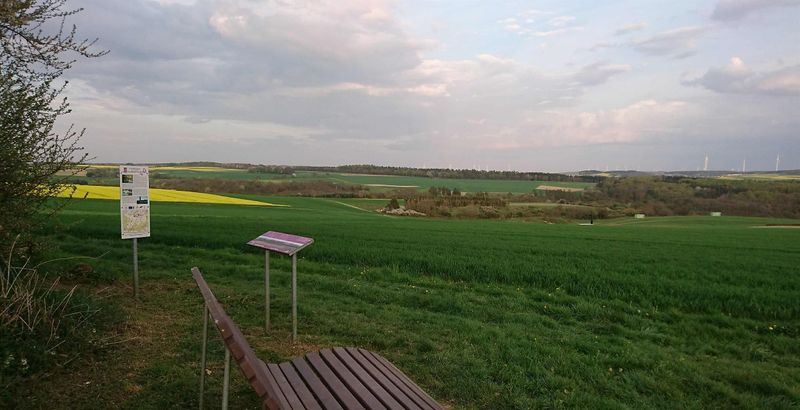 pois/windradblick-xtraumschleife-rabenlay-3908