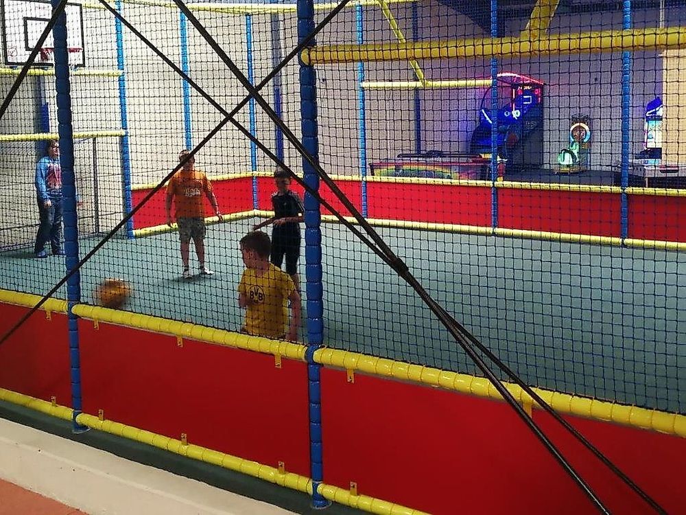 Familien Hallenspielplatz Sternenland wq2ung