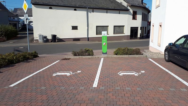 pois/charging-xstation-innogy-beuren-hochwald-5319