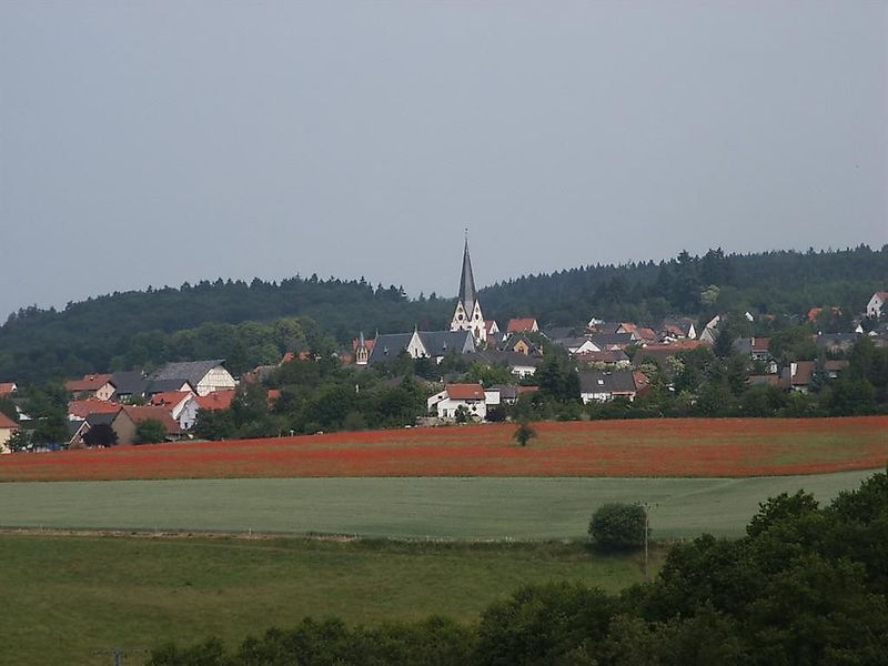Katholische Pfarrkirche "Mariä Geburt" x5xfl6