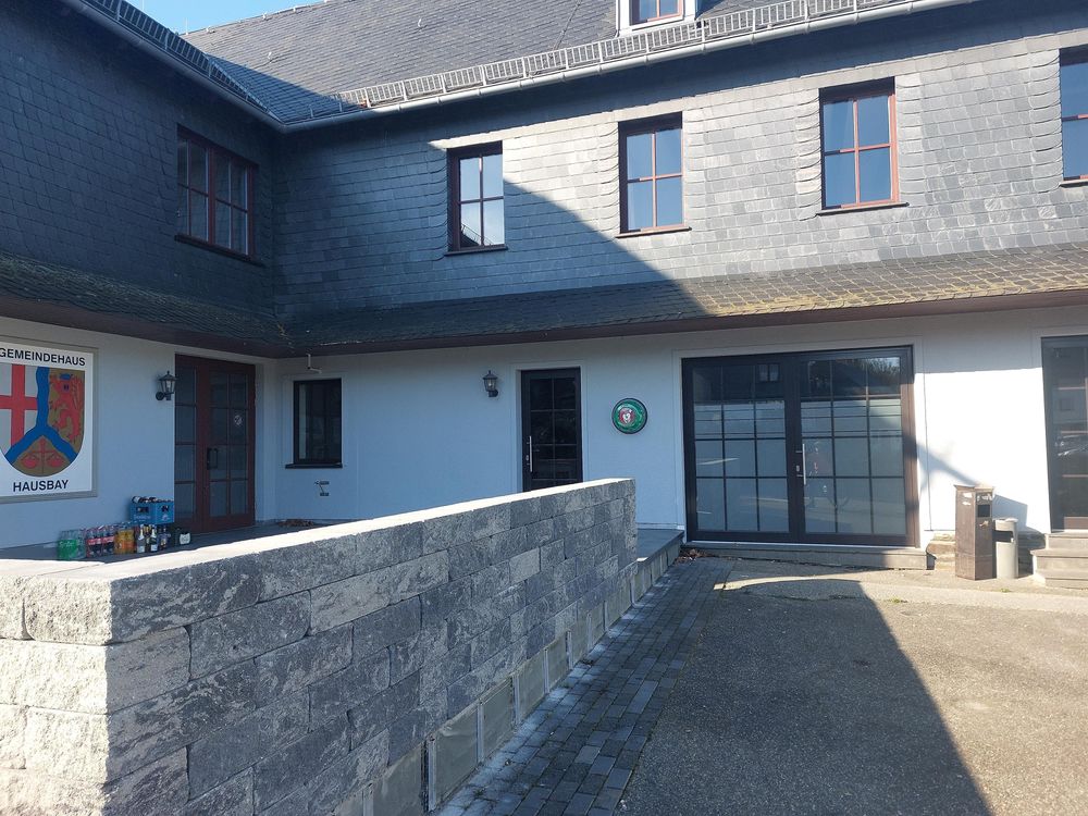 Defibrillator in Hausbay x2yxrg