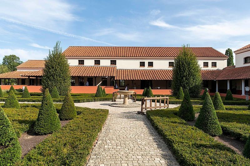 Traumschleifchen Villa Borg Trail vpquq1