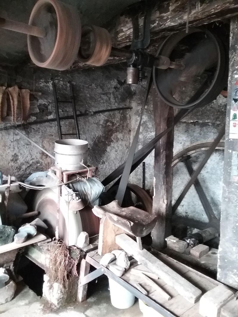 Historische Edelstein Wasserschleiferei Biehl uib3rn