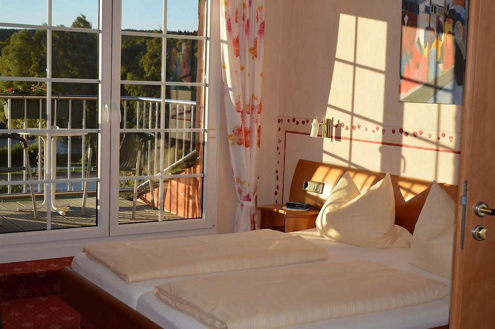 Hotel Restaurant Fronhof tyflrj
