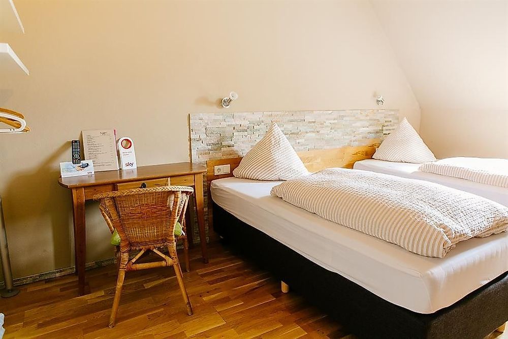 Landhotel Airport inn u0beok