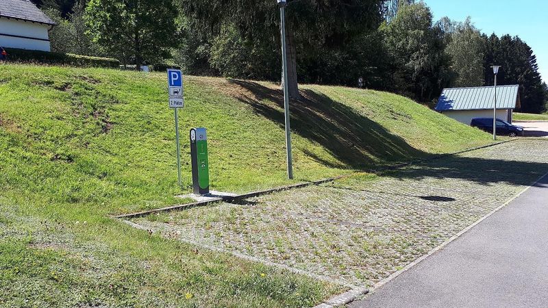 Charging Station innogy, Neuhütten sfa3z8