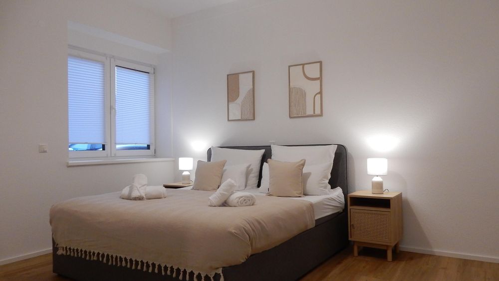 Ferienhaus│ Zentral │3 Whg │250 m² │ Parkplätze qxj0w5