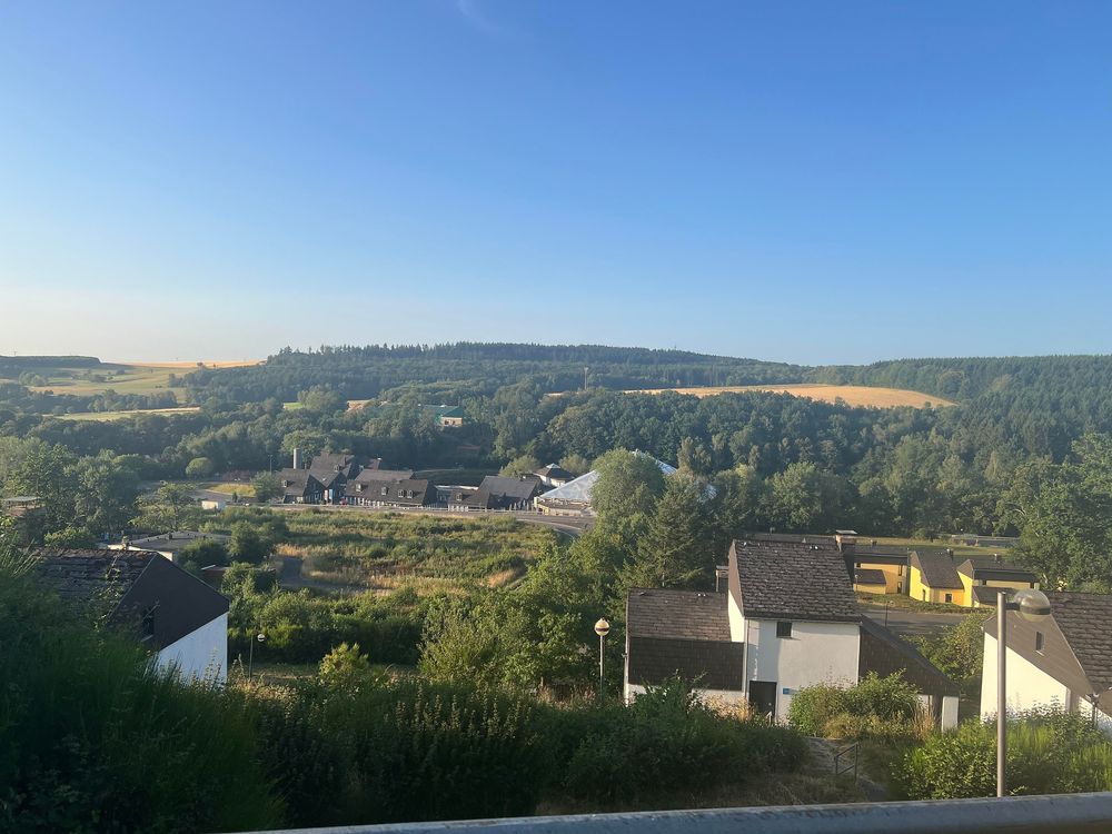 Ferienhäuser im Feriendorf Hambachtal pgugq5