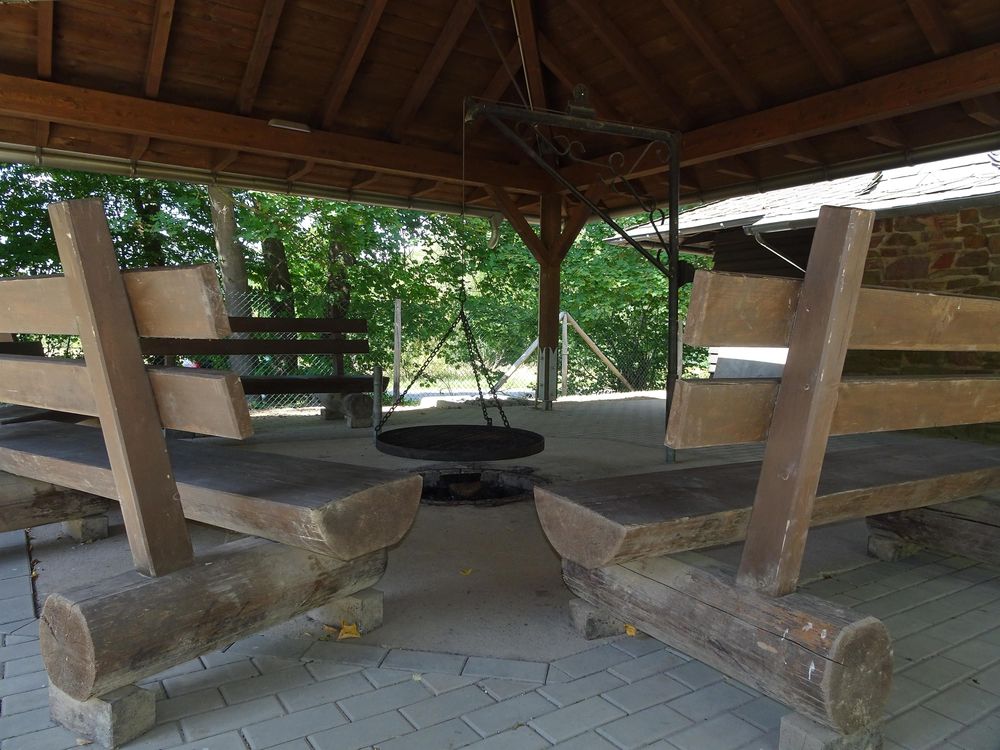 Grillhütte in Pfalzfeld q9asr5
