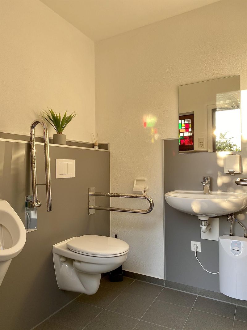 pois/openbare-toilette-in-longkamp-2934