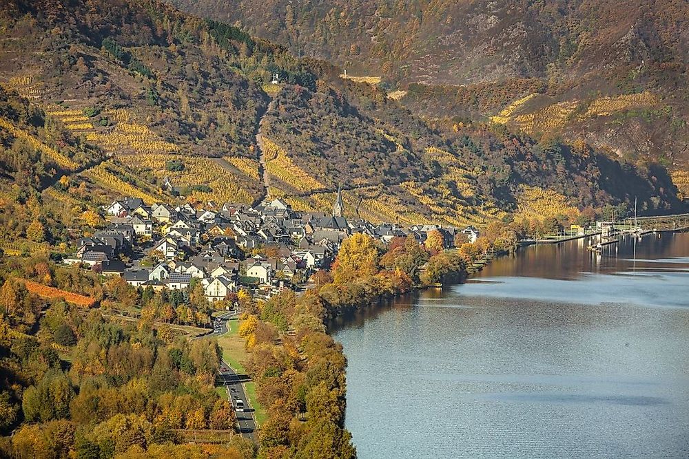 Zeller Panorama Moselradrundfahrt über Bullay und St
