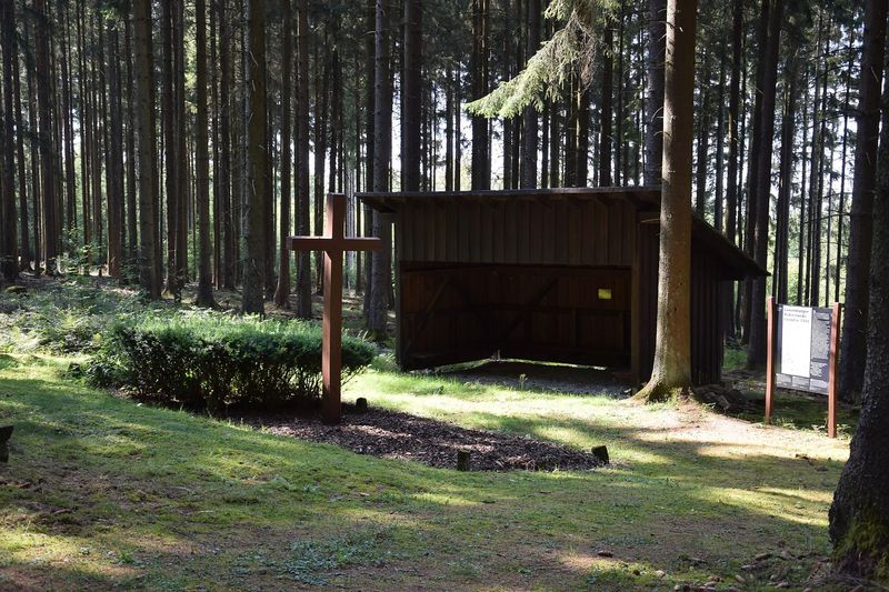 Stätten der Unmenschlichkeit   Gedenkstätte SS Sonderlager/KZ Hinzert o9z3if