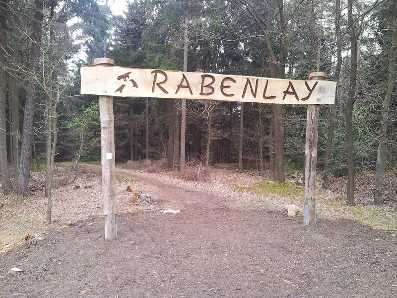 pois/eingangsportal-xtraumschleife-rabenlay-4d8b
