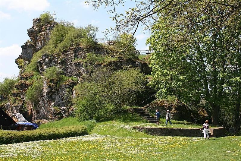 Burgruine Hunolstein ARGO mue0z6