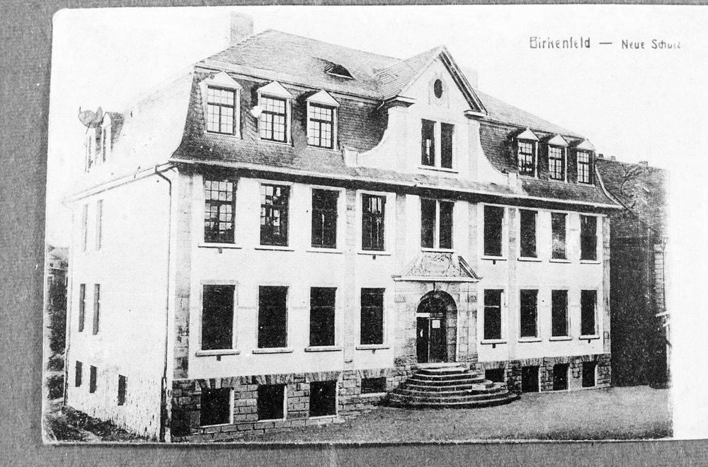 Akustische Zeitreise & Rundgang mit dem Schellenmann o54qzs
