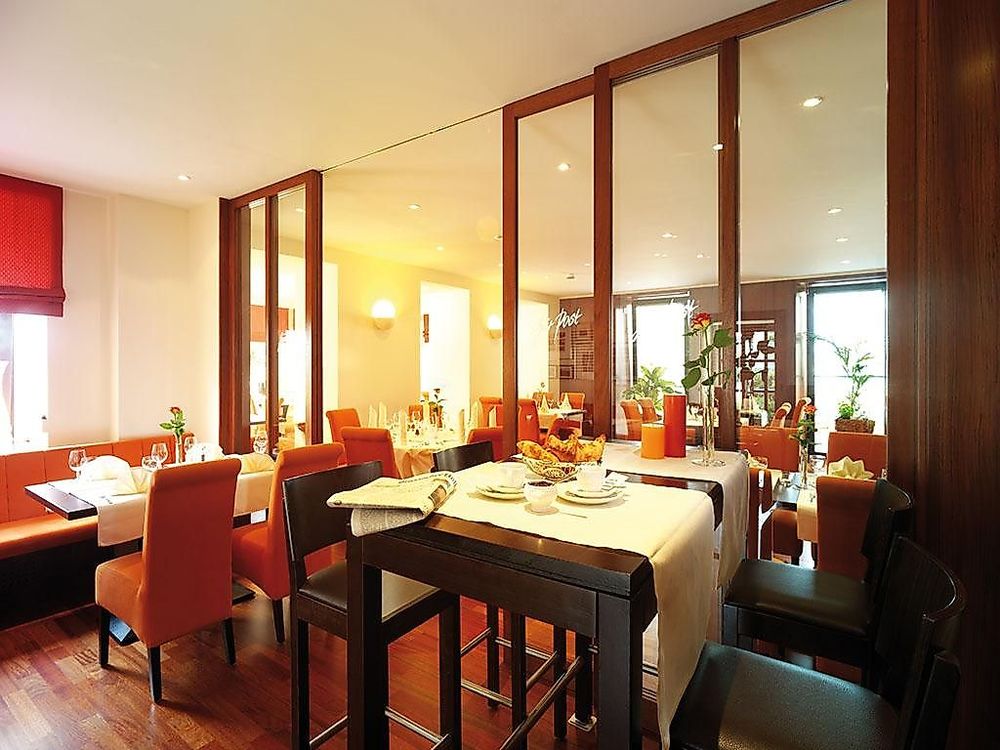 Hotel Restaurant Zur Post o24xfw