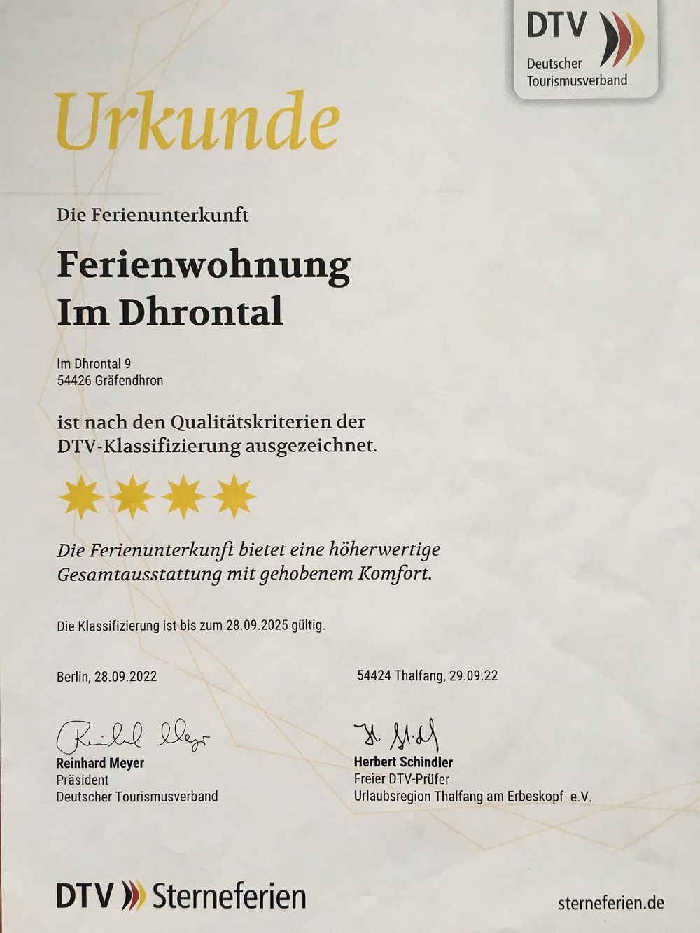 Ferienwohnung "Im Dhrontal" mlrnkq
