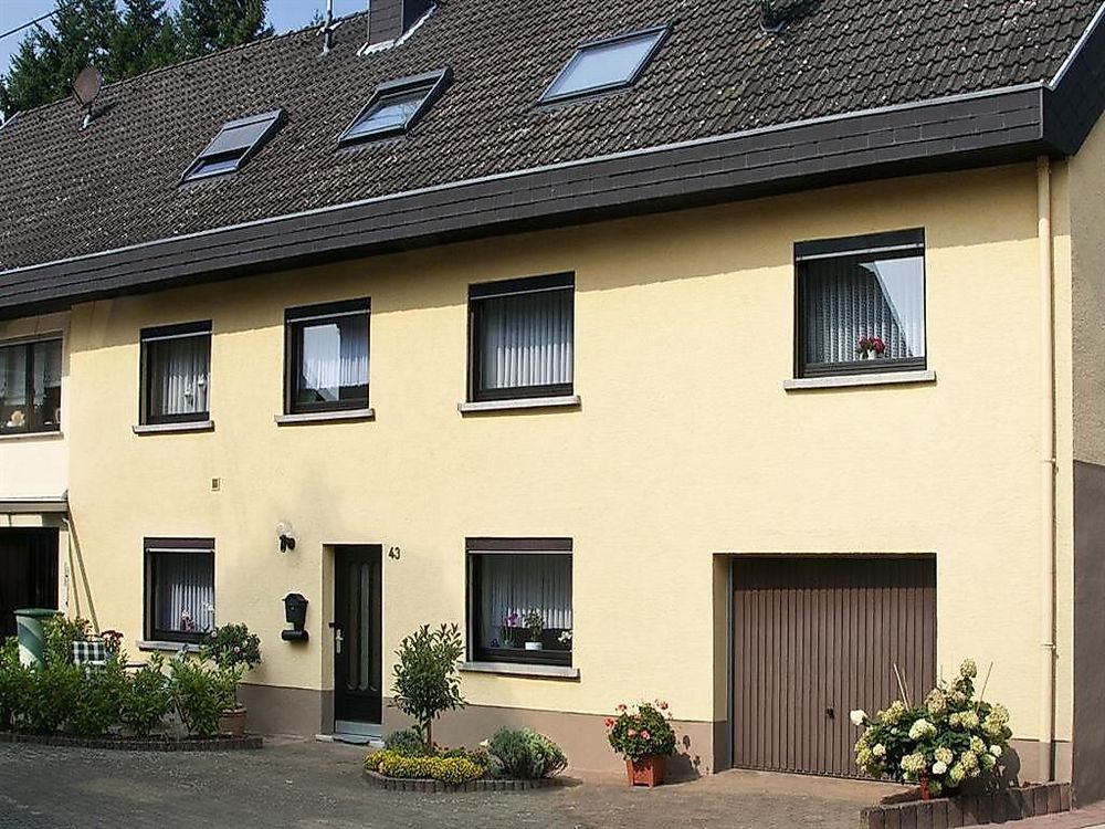Ferienwohnung "Am Brunnen" lzlaos