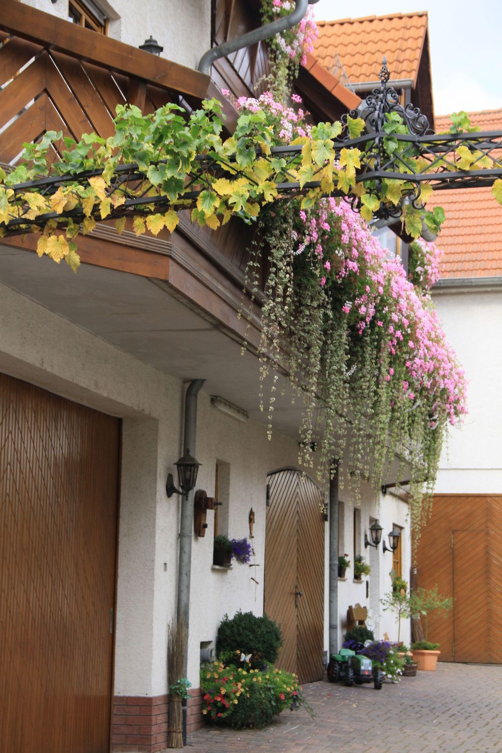 Weingut & Gästezimmer Butzbach lyjw0k