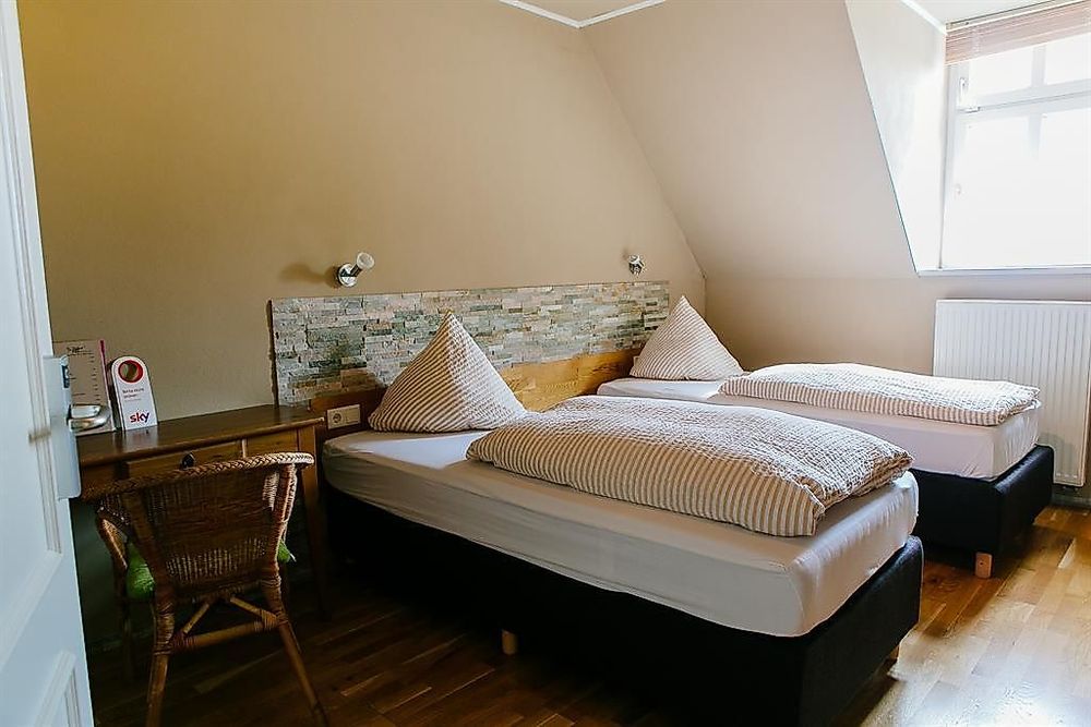 Landhotel Airport inn lrblfn