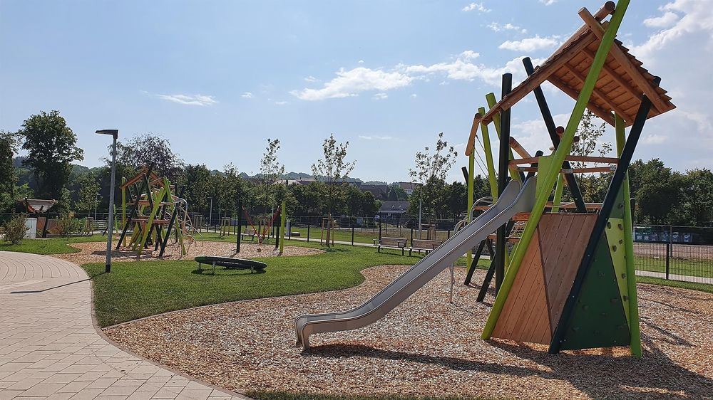 Spielplatz am Stadtweiher ktkl6e