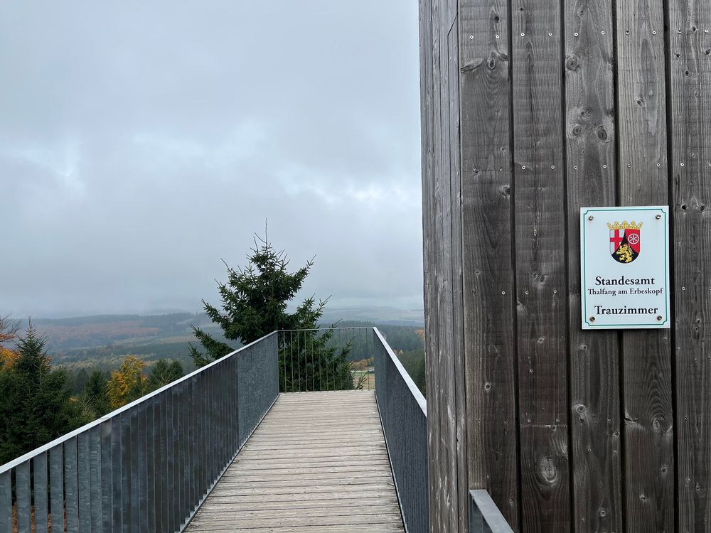 Ferienhäuser im Feriendorf Hambachtal l1ti51