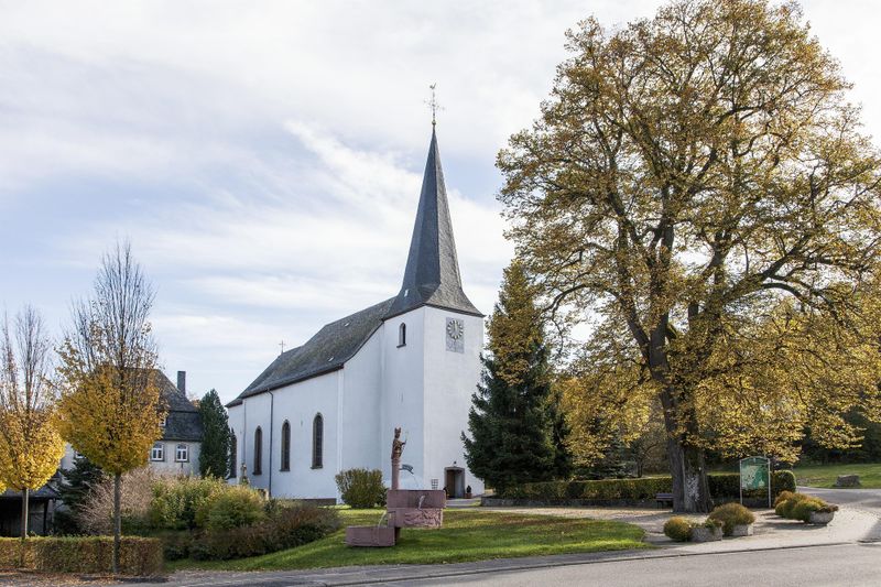 pois/kirche-xst-paulin-6b80