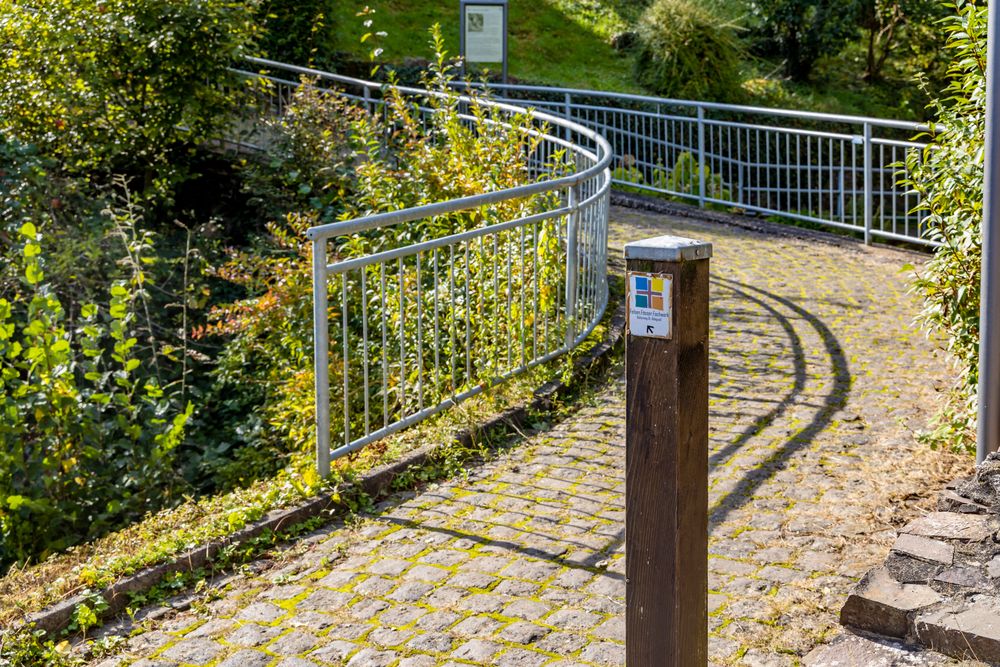 Moselsteig Seitensprung Felsen