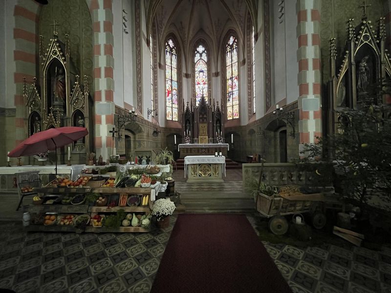 pois/catholic-church-st-erasmus-fe08