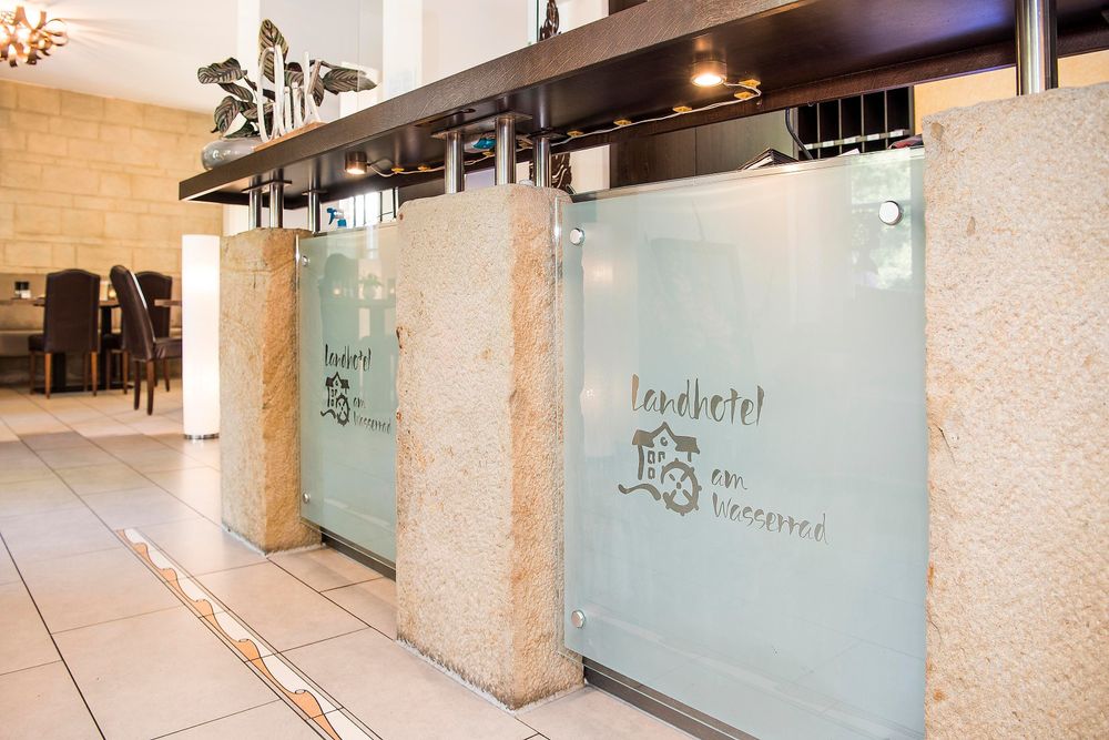 Landhotel am Wasserrad hwhlu7