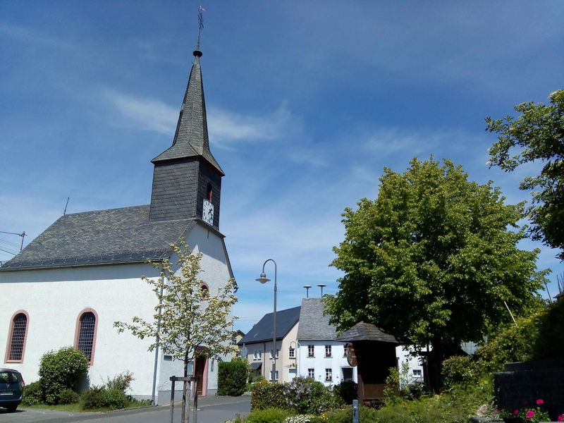 pois/evangelische-kirche-9b0c