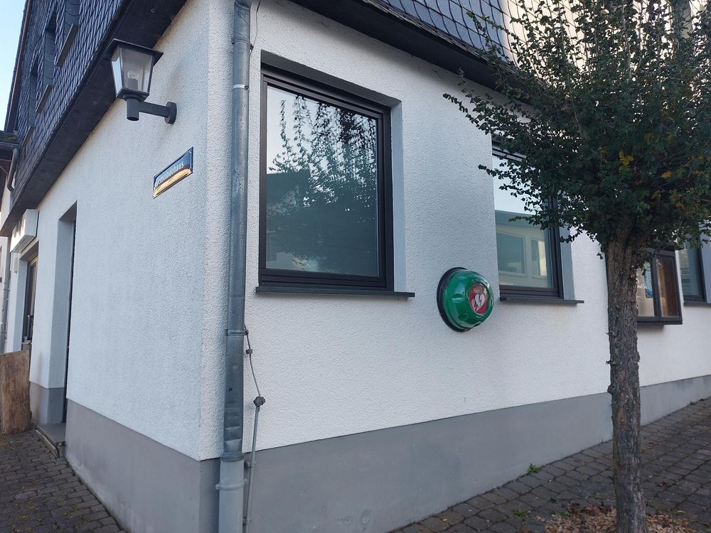 Defibrillator in Thörlingen ghjdxk