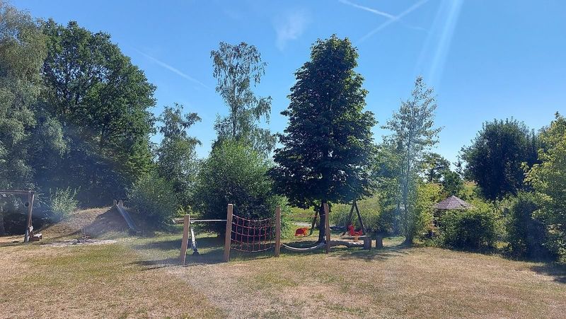 pois/spielplatz-in-niedert-98d8