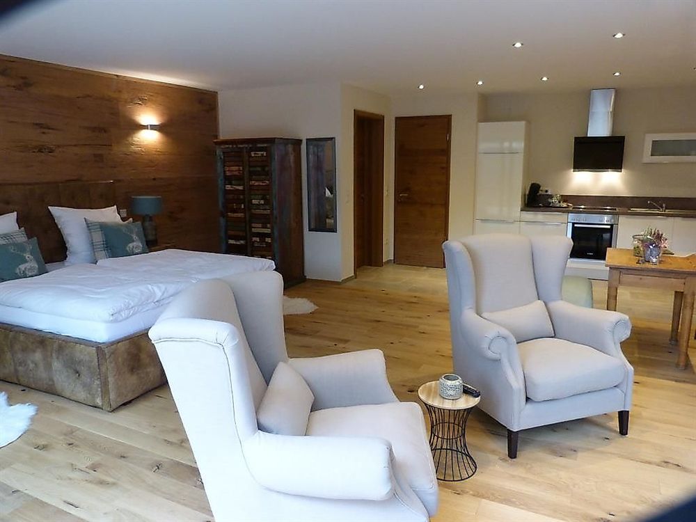 LindenONE Ferienappartements h7wc4q