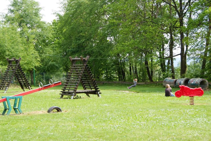 pois/freizeitplaats-hennweiler-xmit-hut-en-grillplaats-b7b9