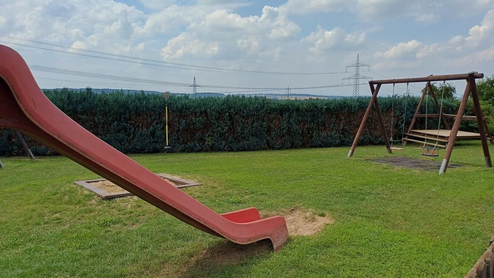 Spielplatz Halsenbach an der Wiesenstraße h4mj1c