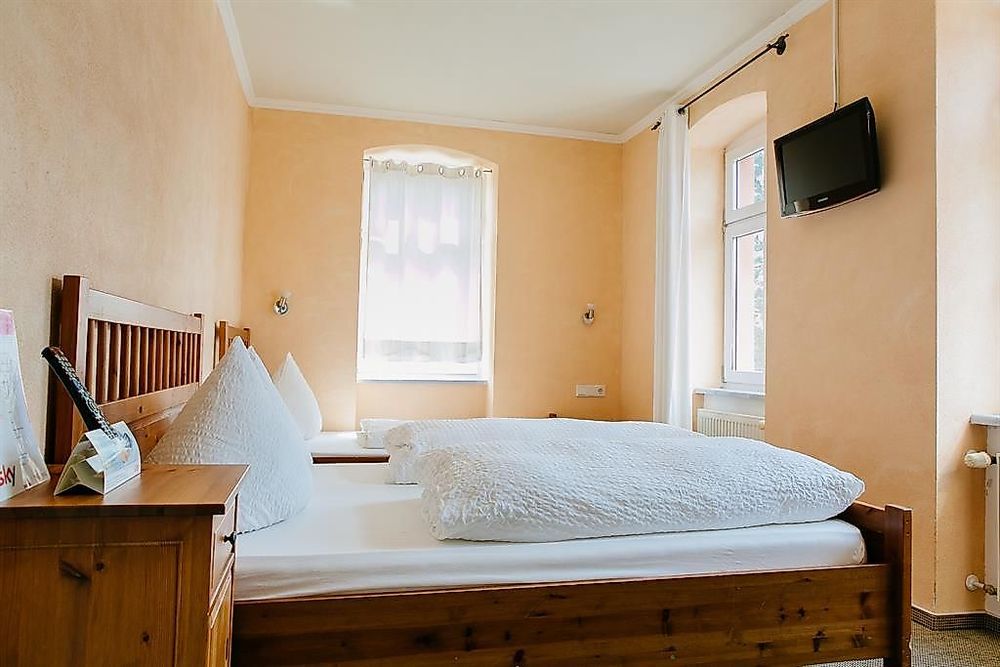 Landhotel Airport inn g7y4tj